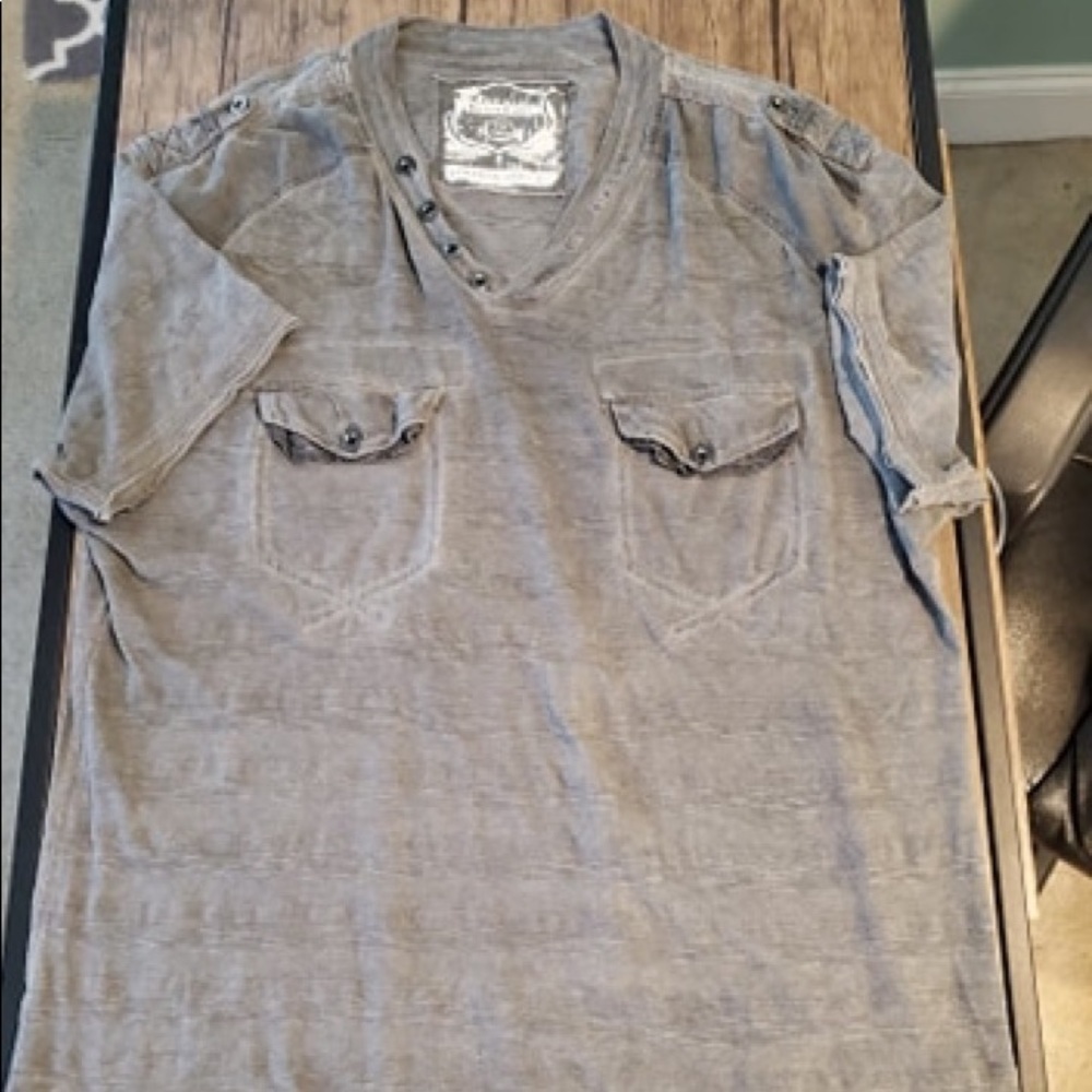 Men’s Buckle Shirt